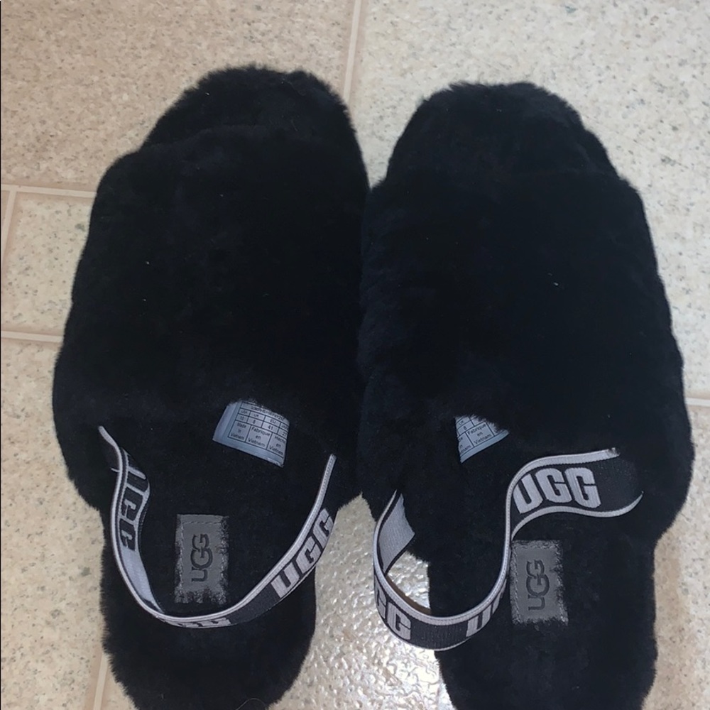 Woman’s Ugg Slides